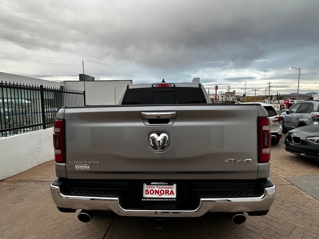 DODGE RAM 1500 HEMI 4X4 2019