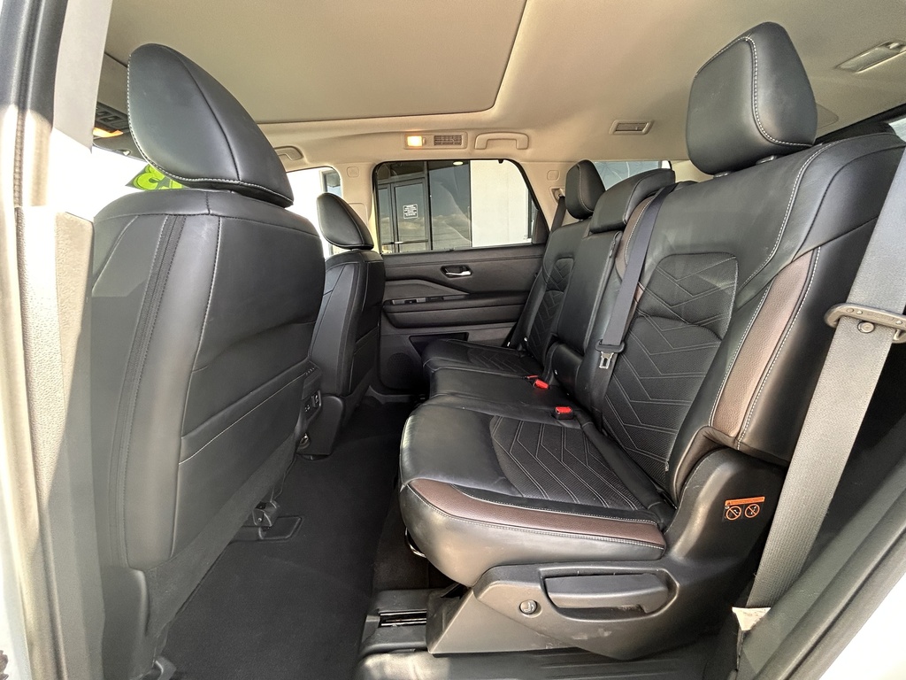 NISSAN PATHFINDER EXCLUSIVE 2023